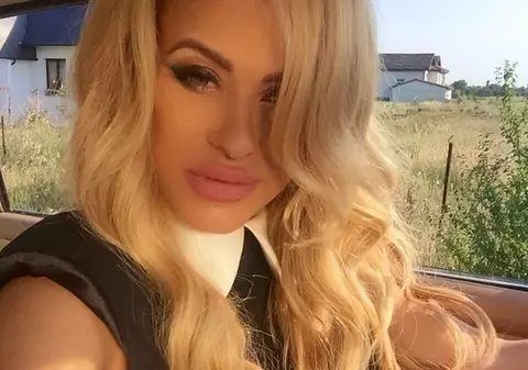 Gravidă în ultimul trimestru, Anda Adam a apărut cu un SUPER DECOLTEU la un eveniment monden | FOTO ÎN ARTICOL