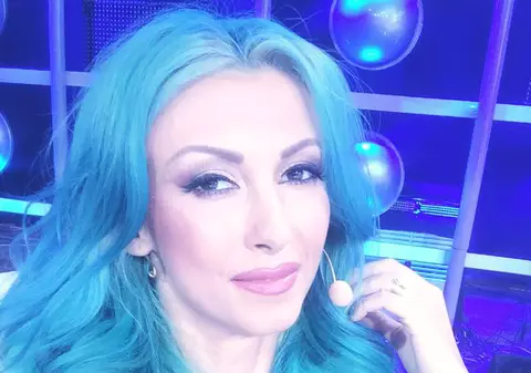 Andreea Bălan, rochie inspirată din Game of Thrones? Uite cum i-a uimit pe fani, la Media Music Awards | FOTO ÎN ARTICOL