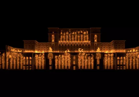 FOARTE TARE! Casa Poporului... ”în flăcări” | VIDEO