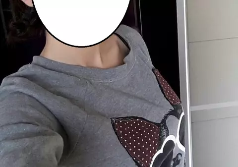 O vedetă de la noi S-A POCĂIT! Mai ieri se dezbrăca la Capatos și acum face rugăciuni!