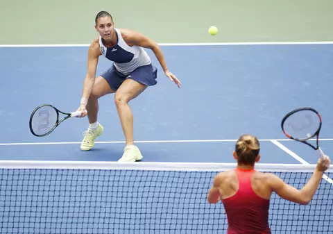 Halep o felicită pe Pennetta: ”Meriţi să fii campioană la US Open”
