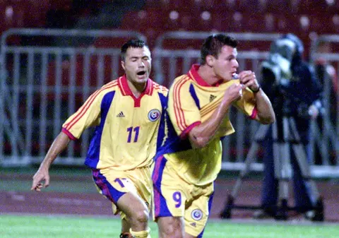 Săptămâna Ungaria - România / Tricolorii au obţinut prima victorie la Budapesta pe 5 septembrie 2001, cu Gică Hagi selecţioner