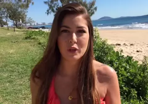 Viralul cu fata care îl căuta pe tatăl copilului ei este UN FALS. Internauţii sunt REVOLTAŢI