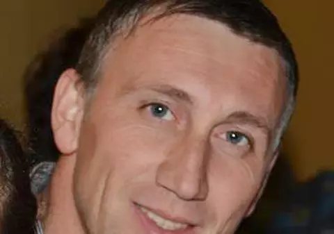 Salvatorii au devenit violatori