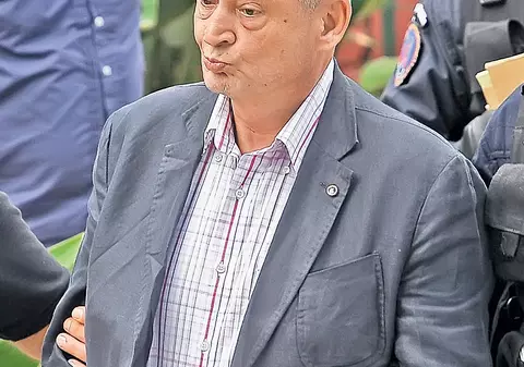 Dosarul «Oprescu» are legături cu mafia cimitirelor