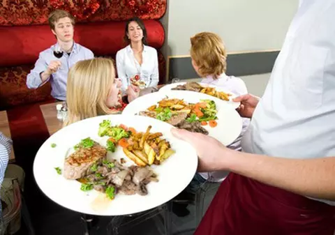 Scăderea TVA este FĂRĂ EFECT ÎN RESTAURANTE