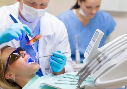 Tehnologii de ultimă generaţie în medicina dentară
