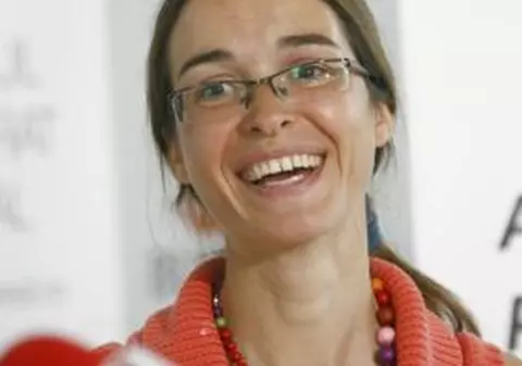 Declaraţiile halucinante ale unei consiliere din Primăria Capitalei, despre Oprescu: "Am scris numele lui pe hartie, de asta a fost arestat" VIDEO