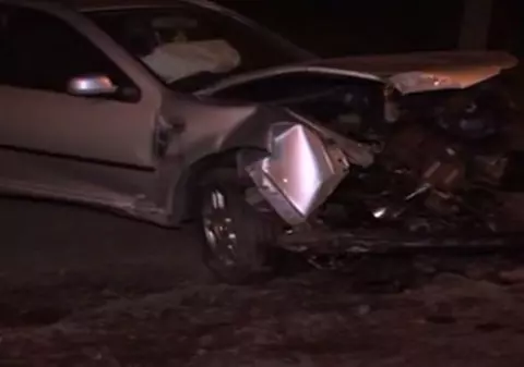 Accident grav în Suceava: un şofer beat a băgat patru tineri în spital