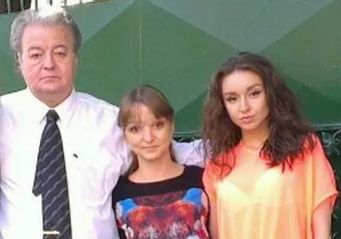 "Soţia şi fetele lui Vadim nu meritau asta". Ce vrea să facă un politician pentru a ajuta familia lui Vadim, înainte de înmormântare