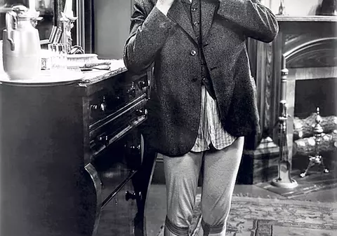 Haina îl face pe om... superstițios! De la noi şi de la alţii - credinţe şi tradiţii legate de garderoba de zi cu zi