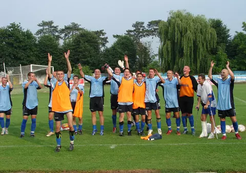 Fotbalistul dat dispărut, găsit mort într-un lac! Sinucidere sau crimă?