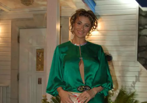 Prima poză cu Anamaria Prodan după ce și-a scos silicoanele