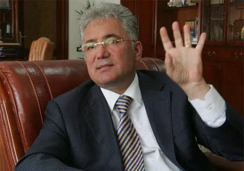 Adriean Videanu, chemat la DNA. Ce declaraţii a dat înainte de audieri