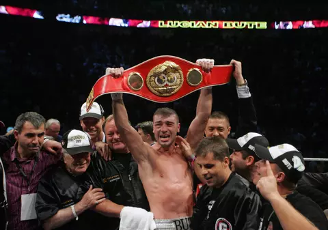 Lucian Bute este gata să se bată din nou pentru centura mondială IBF. ^S-a stabilit data la care ”Mister KO” va boxa împotriva lui James DeGale. Meciul va avea loc în Canada