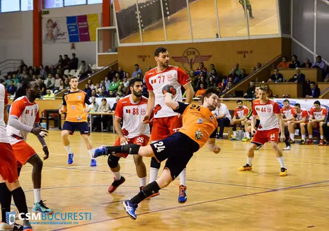 Dinamo a câștigat derby-ul european cu liderul CSM București