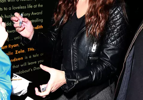 Keira Knightley, cerută de soție de un fan! | VIDEO