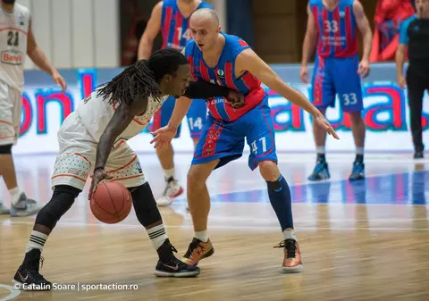 Fortson, jucător care a fost în NBA, a fost la București. ”Vis împlinit”. A bătut Steaua, fosta lui echipă