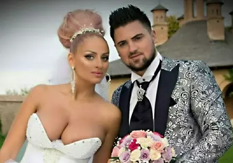 Sânziana Buruiană a ales naşa viitorului ei copil! Cine îi va boteza fetiţa