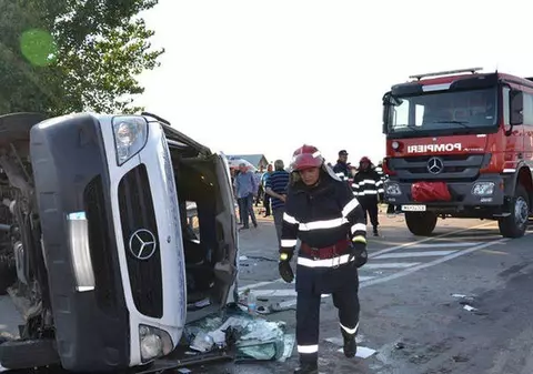 11 accidente rutiere în ultimele 24 de ore, în București. 11 persoane rănite, dintre care 3 în stare gravă