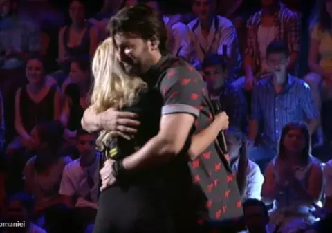 VOCEA ROMÂNIEI. Smiley, GESTUL pe care l-a făcut în fața iubitului unei concurente: ”Sper să nu mi-o iau!”