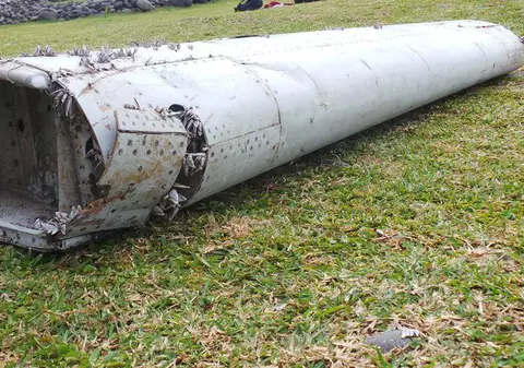 O filipineză care susținea că a dat peste rămășițele avionului Malaysia Airlines se pare CĂ A DESCOPERIT un aviont dat dispărut în 1962