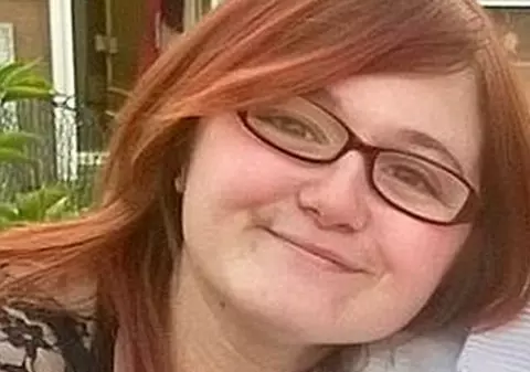 Reacţia incredibilă a unui tată, când a aflat că bona de 21 de ani a făcut sex cu fiul lui