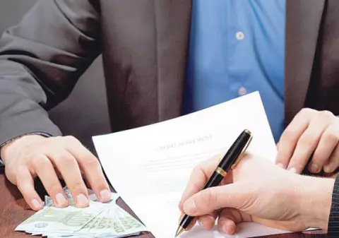 Un pas mare spre rate mici! PREMIERĂ în România într-un PROCES COLECTIV cu o BANCĂ