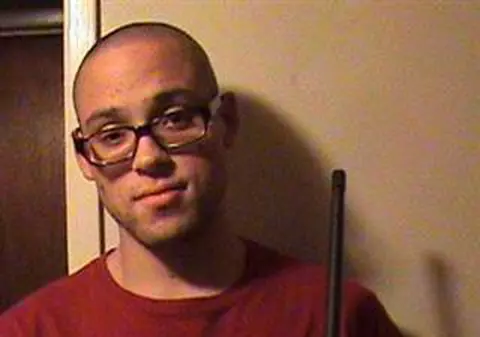 Autorul masacrului din Oregon s-a sinucis după atac