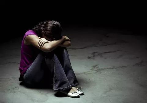 EXCLUSIV/ Sărăcia, cariera și Facebook-ul ne dau peste cap. De ce au devenit românii un popor de bolnavi mintal