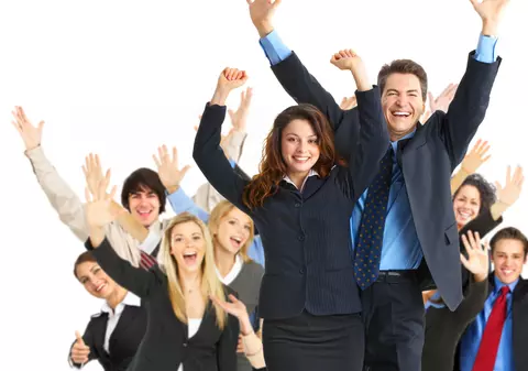 Uite CÂTE companii DAU PRIME salariaţilor