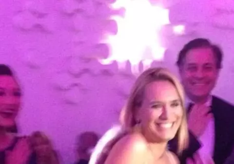 Cum s-a îmbrăcat Andreea Esca la botezul fetiței lui Cătălin Măruță. Nimeni nu se aștepta să o vadă așa | FOTO EXCLUSIV