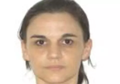 EXCLUSIV | Îngropați în același mormânt! Băiețelul de 4 ani și mama lui care l-a ucis au fost înmormântați