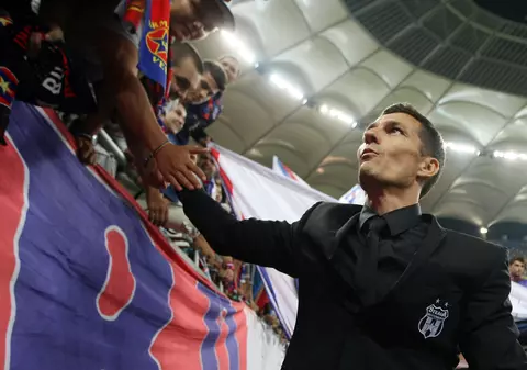 Costel Gâlcă refuză somonul! ^Antrenorul care deține titlul cu Steaua respinge pe bandă rulantă ofertele venite din Liga I