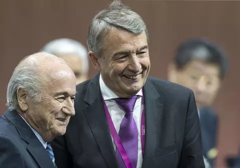 Demisie la vârful fotbalului mondial! ^Neamțul Niersbach a plecat din fotoliul de președinte al federației germane, după acuzații de corupție!