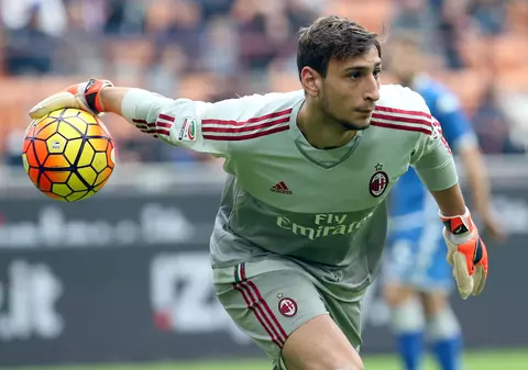 La Milan a debutat cel mai tânăr portar titular din istoria Seriei A TIM!