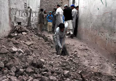 Peste 180 de morți în urma SEISMULUI din Afganistan!  Galerie FOTO