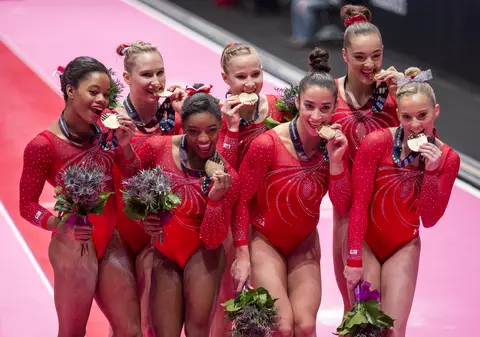 Statele Unite au cucerit titlul mondial la gimnastică. Pe podium, Marea Britanie!