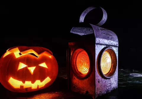 HOROSCOP HALLOWEEN: Cum sa te costumezi în funcţie de zodie