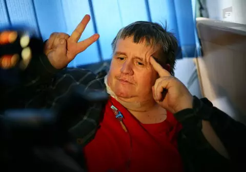 EXCLUSIV Dramă fără margini în familia celui mai gras român! Mama lui nu se poate opri din plâns