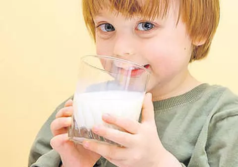 În sfârşit vom şti ce conţine laptele proaspăt 