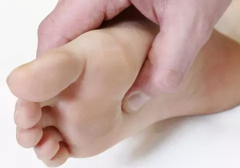 50% dintre oameni nu reușesc să treacă testul degetului de la picior. Tu ai încercat?