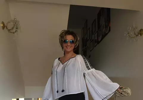 Anamaria Prodan și-a scos silicoanele din cauza unui nodul la sân. Prima declarație a vedetei după operația suferită!