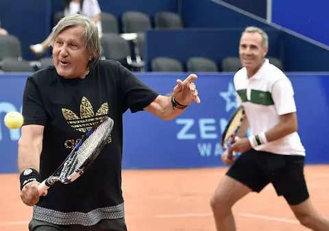 Ilie Năstase se bate cu arbitrii la Tenis Club din Curtea de Argeș!