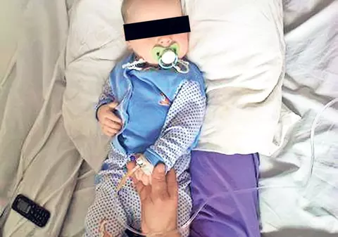 Salvat din mâinile propriei mame! O bunică din Botoşani a intervenit pentru nepoţelul său maltratat