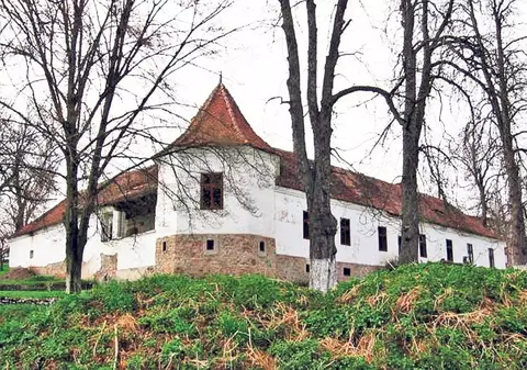 Castel de prinţesă, la preţ de garsonieră