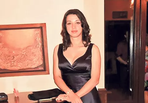 Ea este Elena Ceaușescu din Casa Poporului