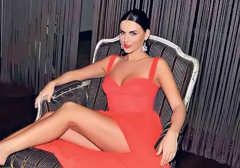 Lavinia Pârva, sexy de ziua ei