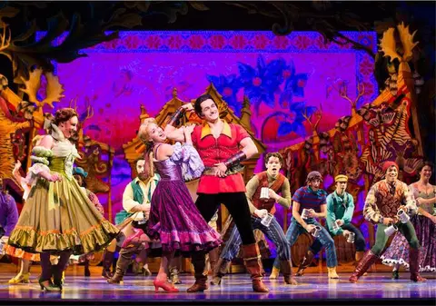 EXCLUSIV! Musicalul ”Beauty and the Beast” vine la București cu 20 de autotrenuri, un castel gigant ”la pachet” și un  show de 750.000 euro