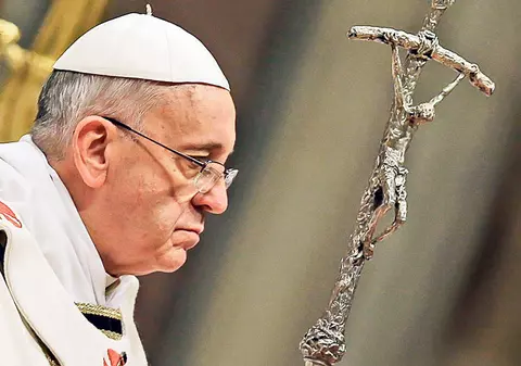 TRAGEDIA din Colectiv a ajuns până la Papa Francisc. Ce le-a transmis românilor Suveranul Pontif